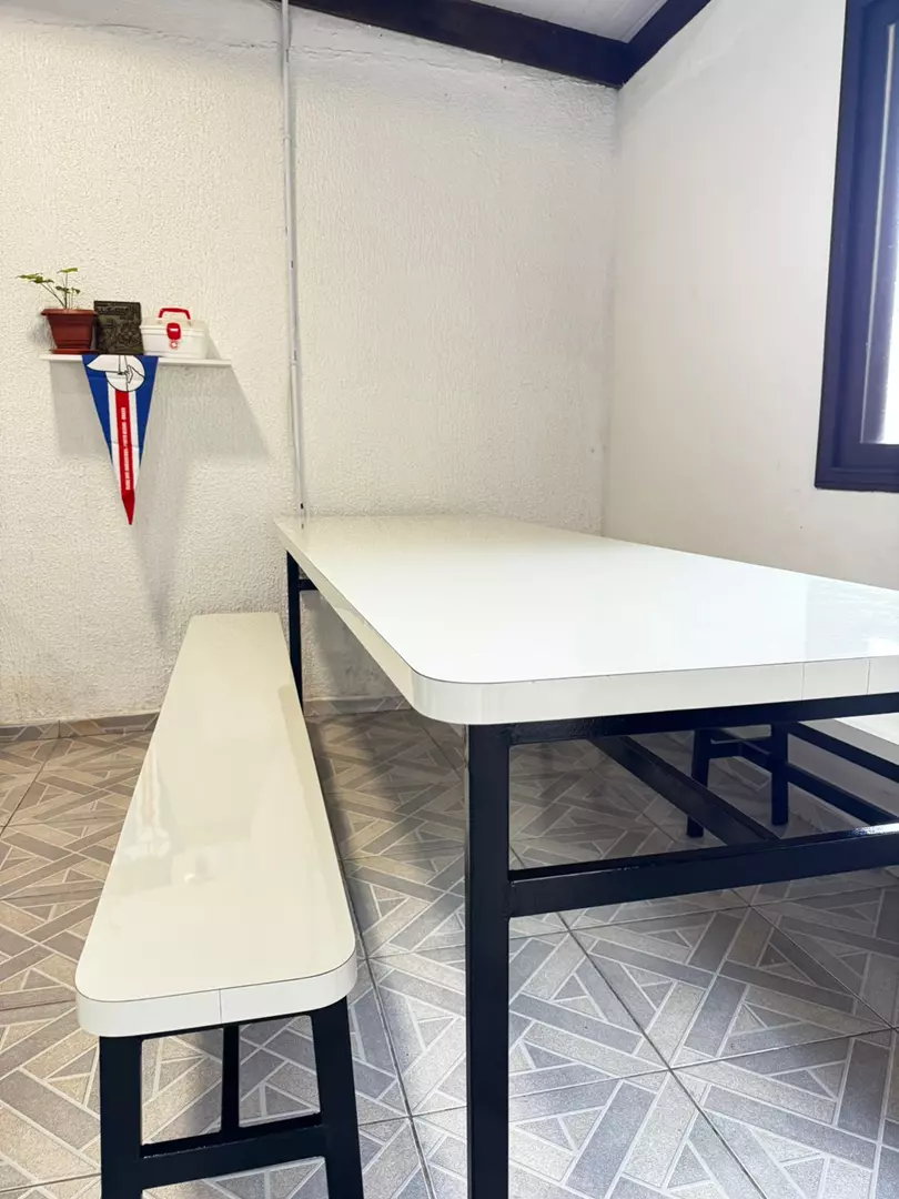 Conjunto de refeitório